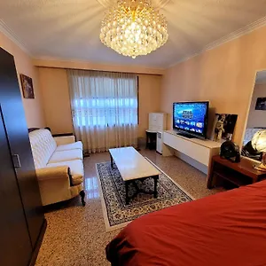  Habitación en casa particular A Stunning Style Canadá